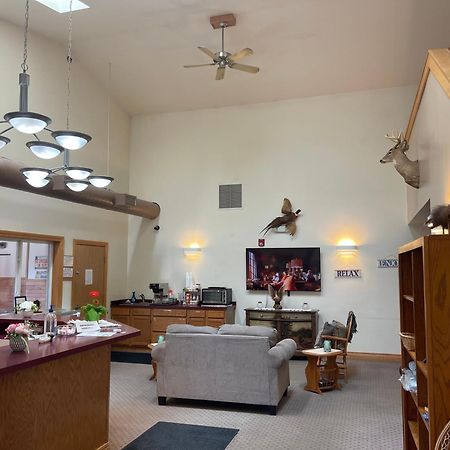 Ausable Valley Inn Mio Екстериор снимка