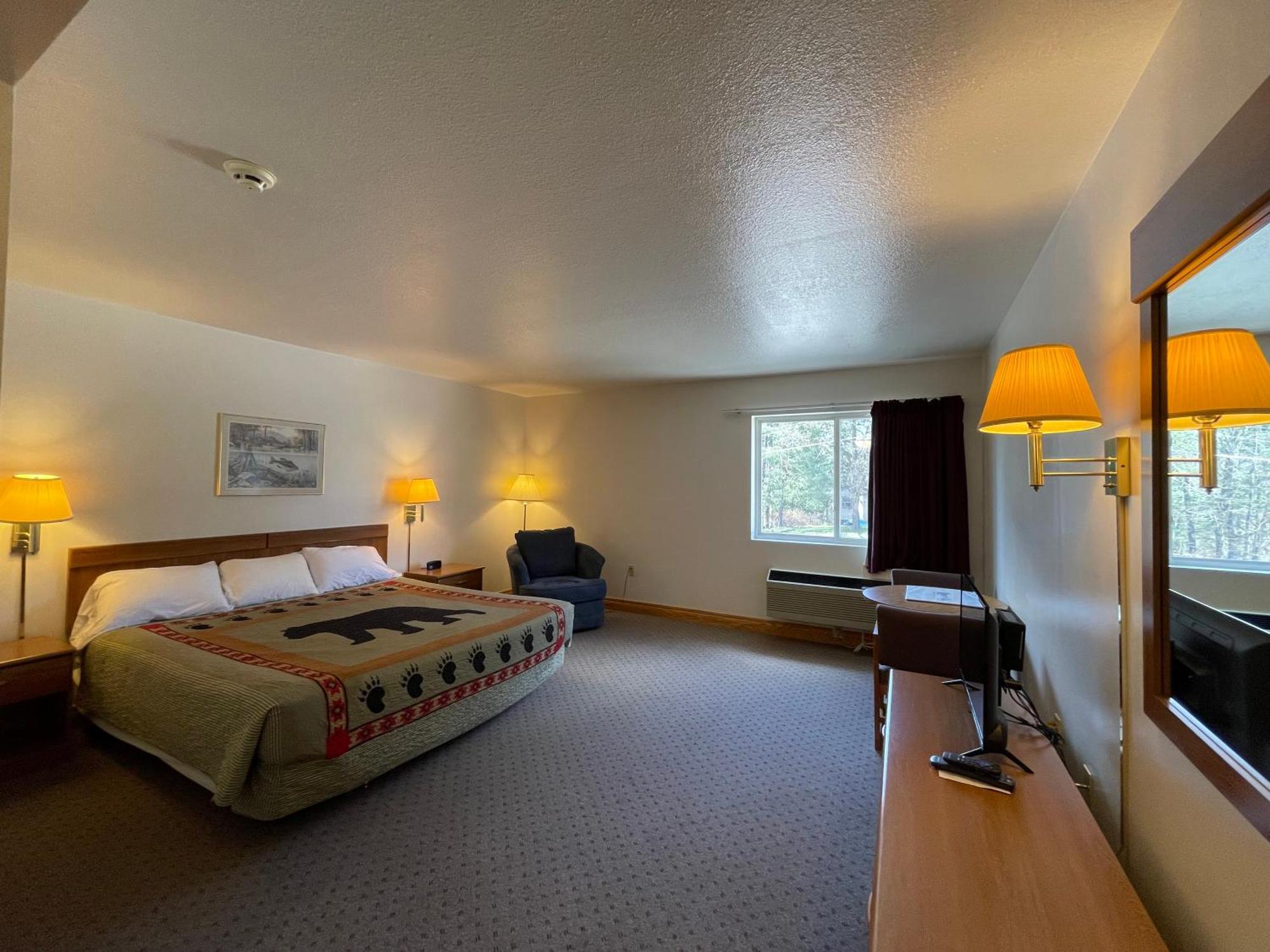 Ausable Valley Inn Mio Екстериор снимка